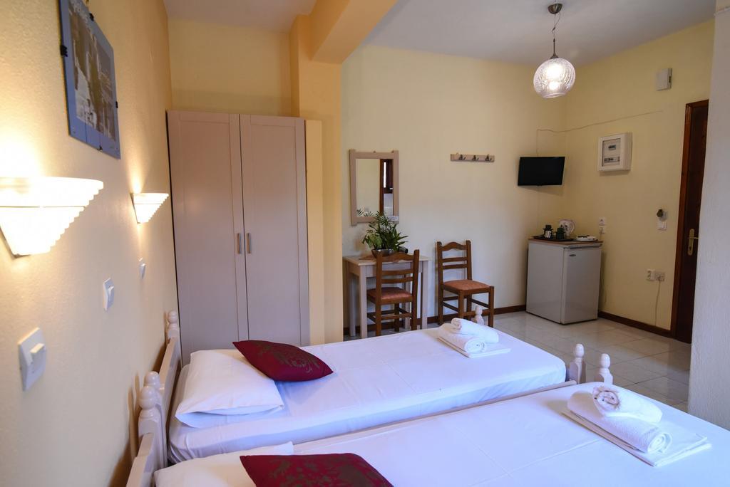 Studios Filippos Skopelos Habitación foto
