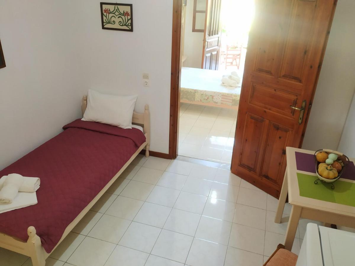 Studios Filippos Skopelos Exterior foto